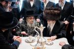 כ"ק אדמו"ר מסאטמאר שליט"א באזוכט אין שטאט לינדען, ניו זשערסי.  אינעם ראם פונעם באזוך האט זיך דער רבי באטייליגט ביי א מסיבת 'חומש סעודה', ווי אויך האט דער רבי באזוכט אינעם נייעם בית מדרש און מקוה 'היכל התורה'.