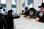 כ"ק אדמו"ר מסאטמאר שליט"א באזוכט אין שטאט לינדען, ניו זשערסי.  אינעם ראם פונעם באזוך האט זיך דער רבי באטייליגט ביי א מסיבת 'חומש סעודה', ווי אויך האט דער רבי באזוכט אינעם נייעם בית מדרש און מקוה 'היכל התורה'.