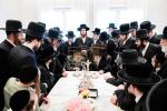 כ"ק אדמו"ר מסאטמאר שליט"א באזוכט אין שטאט לינדען, ניו זשערסי.  אינעם ראם פונעם באזוך האט זיך דער רבי באטייליגט ביי א מסיבת 'חומש סעודה', ווי אויך האט דער רבי באזוכט אינעם נייעם בית מדרש און מקוה 'היכל התורה'.