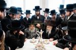 כ"ק אדמו"ר מסאטמאר שליט"א באזוכט אין שטאט לינדען, ניו זשערסי.  אינעם ראם פונעם באזוך האט זיך דער רבי באטייליגט ביי א מסיבת 'חומש סעודה', ווי אויך האט דער רבי באזוכט אינעם נייעם בית מדרש און מקוה 'היכל התורה'.