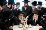כ"ק אדמו"ר מסאטמאר שליט"א באזוכט אין שטאט לינדען, ניו זשערסי.  אינעם ראם פונעם באזוך האט זיך דער רבי באטייליגט ביי א מסיבת 'חומש סעודה', ווי אויך האט דער רבי באזוכט אינעם נייעם בית מדרש און מקוה 'היכל התורה'.