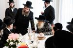 כ"ק אדמו"ר מסאטמאר שליט"א באזוכט אין שטאט לינדען, ניו זשערסי.  אינעם ראם פונעם באזוך האט זיך דער רבי באטייליגט ביי א מסיבת 'חומש סעודה', ווי אויך האט דער רבי באזוכט אינעם נייעם בית מדרש און מקוה 'היכל התורה'.