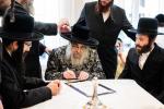 כ"ק אדמו"ר מסאטמאר שליט"א באזוכט אין שטאט לינדען, ניו זשערסי.  אינעם ראם פונעם באזוך האט זיך דער רבי באטייליגט ביי א מסיבת 'חומש סעודה', ווי אויך האט דער רבי באזוכט אינעם נייעם בית מדרש און מקוה 'היכל התורה'.