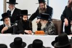 כ"ק אדמו"ר מסאטמאר שליט"א באזוכט אין שטאט לינדען, ניו זשערסי.  אינעם ראם פונעם באזוך האט זיך דער רבי באטייליגט ביי א מסיבת 'חומש סעודה', ווי אויך האט דער רבי באזוכט אינעם נייעם בית מדרש און מקוה 'היכל התורה'.