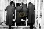 מעמד יציקת הבורות פאר די נייע מקוה אין ביהמ"ד סייעתא דשמיא אין סאוט פאלסבורג בראשות הגה"צ ר' אברהם גרינבוים שליט"א בן הגאון בעל סייעתא דשמיא זצ"ל