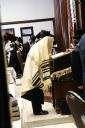 מעמד אמירת א' סליחות בחצר הקודש סקולען לעיקוואוד.