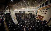 א' סליחות בחצר הקודש סאטמאר אינעם נייעם איבערגעבויטע בית המדרש אויף ראדני סטריט אין וויליאמסבורג