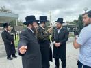 לייו אפדעיטס 1:50 היסטארישע באזוך פון אדמורי"ם און ווייסן הויז היינט דארנעשטאג נצבים וילך