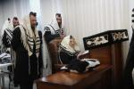 מעמד אמירת א' סליחות בצל הקודש פון פאר הדור הרה"ק רבי יעקב מאיר שעכטער שליט"א.