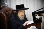 מעמד אמירת א' סליחות בצל הקודש פון פאר הדור הרה"ק רבי יעקב מאיר שעכטער שליט"א.