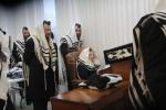מעמד אמירת א' סליחות בצל הקודש פון פאר הדור הרה"ק רבי יעקב מאיר שעכטער שליט"א.