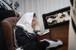 מעמד אמירת א' סליחות בצל הקודש פון פאר הדור הרה"ק רבי יעקב מאיר שעכטער שליט"א.