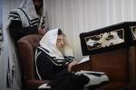 מעמד אמירת א' סליחות בצל הקודש פון פאר הדור הרה"ק רבי יעקב מאיר שעכטער שליט"א.