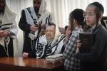 מעמד אמירת א' סליחות בצל הקודש פון פאר הדור הרה"ק רבי יעקב מאיר שעכטער שליט"א.