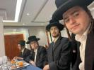הזורעים בדמעה ברינה יקצורו: שמחה בכל העולמות ביי די היסטארישע בר מצוה פון הבחור אלימלך העניך יהודה וויינגארטן ני"ו מיוצא לב טהור 