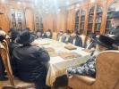 דעלעגאציע מיט רבנים פון די פעדעראלע תפיסות אין אמעריקע, אינאיינעם מיט גדולי עסקנים למען הכלל,באזוכן ביי כ"ק אדמו"ר מסאטמאר שליט"א