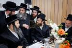 מסיבה פאר נגידים לטובת מתיבתא דסאטמאר אין די שטוב פונעם נגיד ר' משה אהרן מאנן הי"ו