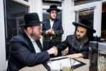 מסיבה פאר נגידים לטובת מתיבתא דסאטמאר אין די שטוב פונעם נגיד ר' משה אהרן מאנן הי"ו