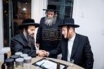 מסיבה פאר נגידים לטובת מתיבתא דסאטמאר אין די שטוב פונעם נגיד ר' משה אהרן מאנן הי"ו