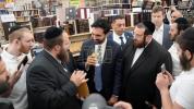 🚨 ברעקינג: ניו יארק סיטי מעיאר זאהארן מאמדאני'ס ערשטע באזוך אין בארא פארק