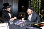 היסטארישע תורה רעוואלוציע אין שיכון סקווירא רייכע באנקעט אפגעצייכנט מיט הילכיגן סוקסעס 