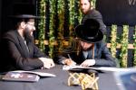 היסטארישע תורה רעוואלוציע אין שיכון סקווירא רייכע באנקעט אפגעצייכנט מיט הילכיגן סוקסעס 