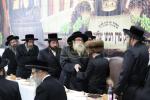 שמחת הבר מצוה פאר אן אייניקל ביי כ"ק אדמו"ר מתולדות צבי ספינקא שליט"א