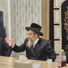 כ"ק אדמו"ר מסקולען לעיקוואוד ביי א באזוך און שיחת חיזוק אלס הכנה צו ראש השנה אין ישיבת 'נתיב התורה' אין די טאמס ריווער געגנט אין לעיקוואוד.