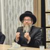 כ"ק אדמו"ר מסקולען לעיקוואוד ביי א באזוך און שיחת חיזוק אלס הכנה צו ראש השנה אין ישיבת 'נתיב התורה' אין די טאמס ריווער געגנט אין לעיקוואוד.