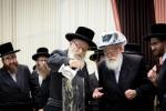 מעמד הנחת אבן הפינה רבתי פארן בנין ישיבה קטנה תולדות יעקב יוסף דחסידי סקווירא - מאנסי בראשות בני וחתני כ"ק האדמו"ר מסקווירא שליט"א