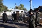 מעמד התפילה פון חסידי תולדות אהרן און מירון בראשות כ"ק אדמו"ר מתולדות אהרן שליט"א
