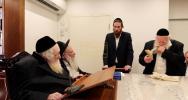 Main image for לאנג יעריגער בעל תוקע בלאזט שופר פאר פוסק הדור הגר"מ שטערנבוך שליט"א