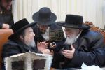 אדמורי"ם ביי פאר הדור הרה"ק רבי יעקב מאיר שעכטער שליט"א  לברך ולהתברך בברכת השנים לקראת הימים הנוראים