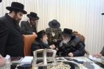 אדמורי"ם ביי פאר הדור הרה"ק רבי יעקב מאיר שעכטער שליט"א  לברך ולהתברך בברכת השנים לקראת הימים הנוראים
