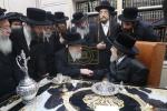 כ"ק אדמו"ר מבהוש שליט"א אצל פאר הדור הגה"צ רבי יעקב מאיר שכטער שליט"א