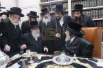 כ"ק אדמו"ר מבהוש שליט"א אצל פאר הדור הגה"צ רבי יעקב מאיר שכטער שליט"א