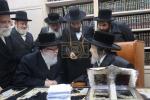 כ"ק אדמו"ר מבהוש שליט"א אצל פאר הדור הגה"צ רבי יעקב מאיר שכטער שליט"א