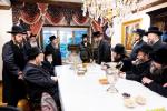 כ"ק אדמור מסאטמאר שליטא באזוכט אין שטוב פון הרבני הנגיד חיים מרדכי אינזליכט שליט"א אין מאָנסי