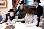 כ"ק אדמור מסאטמאר שליטא באזוכט אין שטוב פון הרבני הנגיד חיים מרדכי אינזליכט שליט"א אין מאָנסי