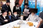 כ"ק אדמור מסאטמאר שליטא באזוכט אין שטוב פון הרבני הנגיד חיים מרדכי אינזליכט שליט"א אין מאָנסי