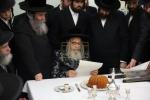 Main image for מעמד חתימת שטרות בראשות כ"ק אדמו"ר מסאטמאר שליט"א