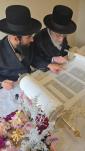 כתיבת ספר תורה כ"ק אדמו"ר מליסקא שליט"א ביי א כתיבת ספר תורה וואס איז געווארן געשריבן דורך ר' יעקב דוב כהן הי"ו