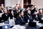 "כינוס הרבנים" דורך באַרימטער "מרכז הוראה" ברענגט צונויף נאָנט צו 200 רבנים ודיינים שליט"א