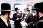 "כינוס הרבנים" דורך באַרימטער "מרכז הוראה" ברענגט צונויף נאָנט צו 200 רבנים ודיינים שליט"א