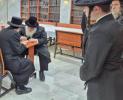 בילדער גאלעריע: כ"ק מרן אדמו"ר מצאנז קלויזענבורג שליט"א באזוכט אין ארה"ק פערטער טייל