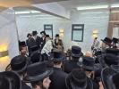 בילדער גאלעריע: כ"ק מרן אדמו"ר מצאנז קלויזענבורג שליט"א באזוכט אין ארה"ק פערטער טייל