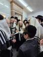 בילדער גאלעריע: כ"ק מרן אדמו"ר מצאנז קלויזענבורג שליט"א באזוכט אין ארה"ק פערטער טייל