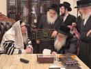 Main image for בילדער גאלעריע: כ"ק מרן אדמו"ר מצאנז קלויזענבורג שליט"א באזוכט אין ארה"ק פערטער טייל