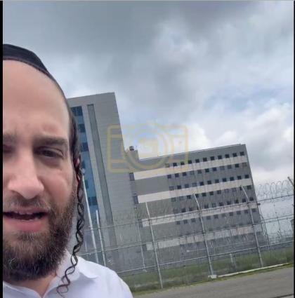 שאקירנד: טאטע פון אידישע ארעסטאנטן יואלי ווייזער ו
