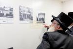מעמד קביעות מזוזה און התמנות הדיין אינעם 'ווילידזש' אין שיכון סקווירא.